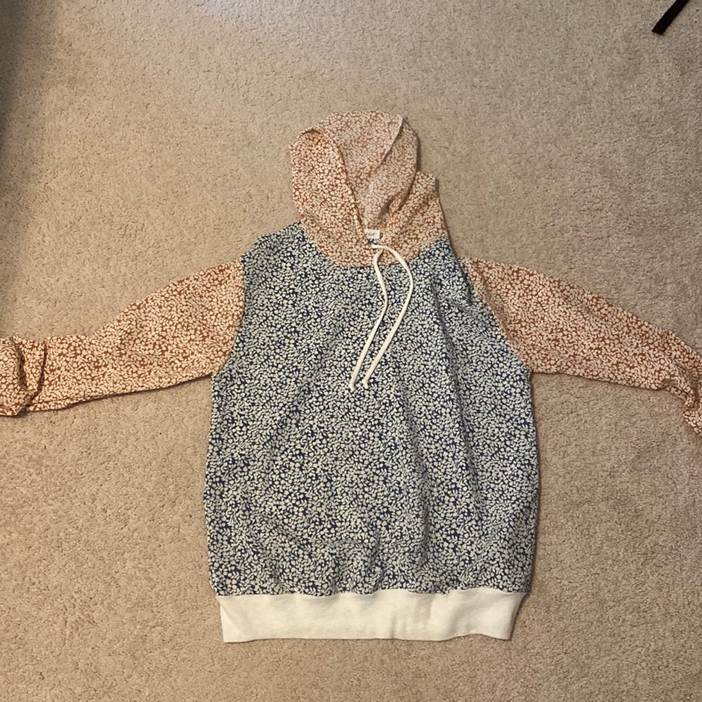 Hoodie top